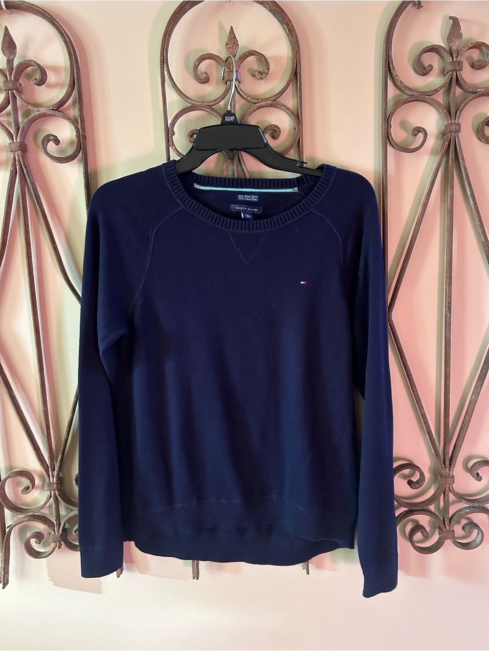 Tommy Hilfiger Women's Navy Crewneck Pullover Sweater